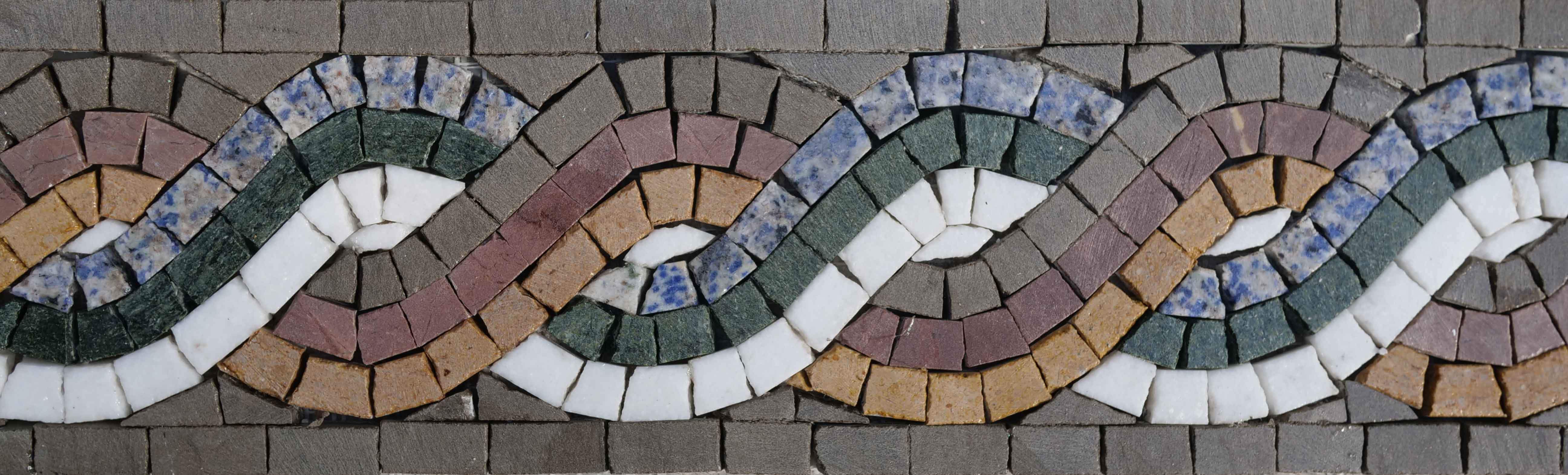 Entwined Ropes Mosaic Border