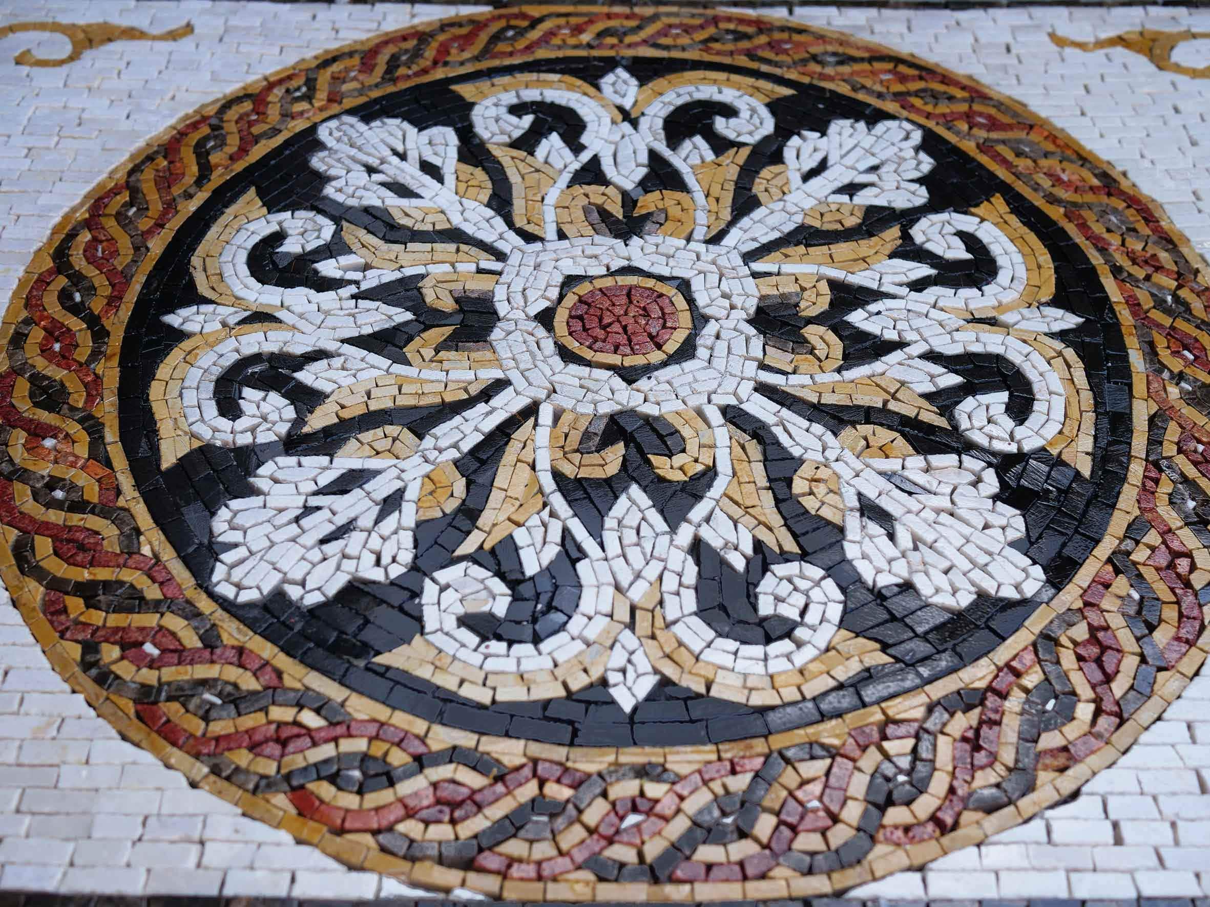 Floral Pattern Botanical Rug - Custom Mosaic - 80cm x 45cm (32'' x 18'')" - Mesh Backing - Image 2