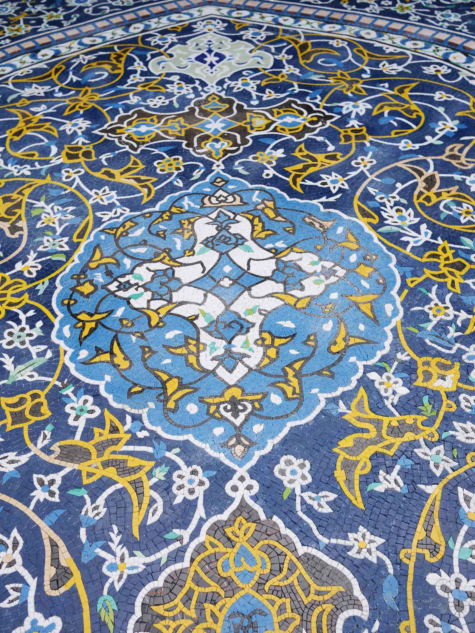 Floral Vine Rectangular Geometric Rug - Backsplash Mosaic Tile Designs - Mesh Backing - Image 2