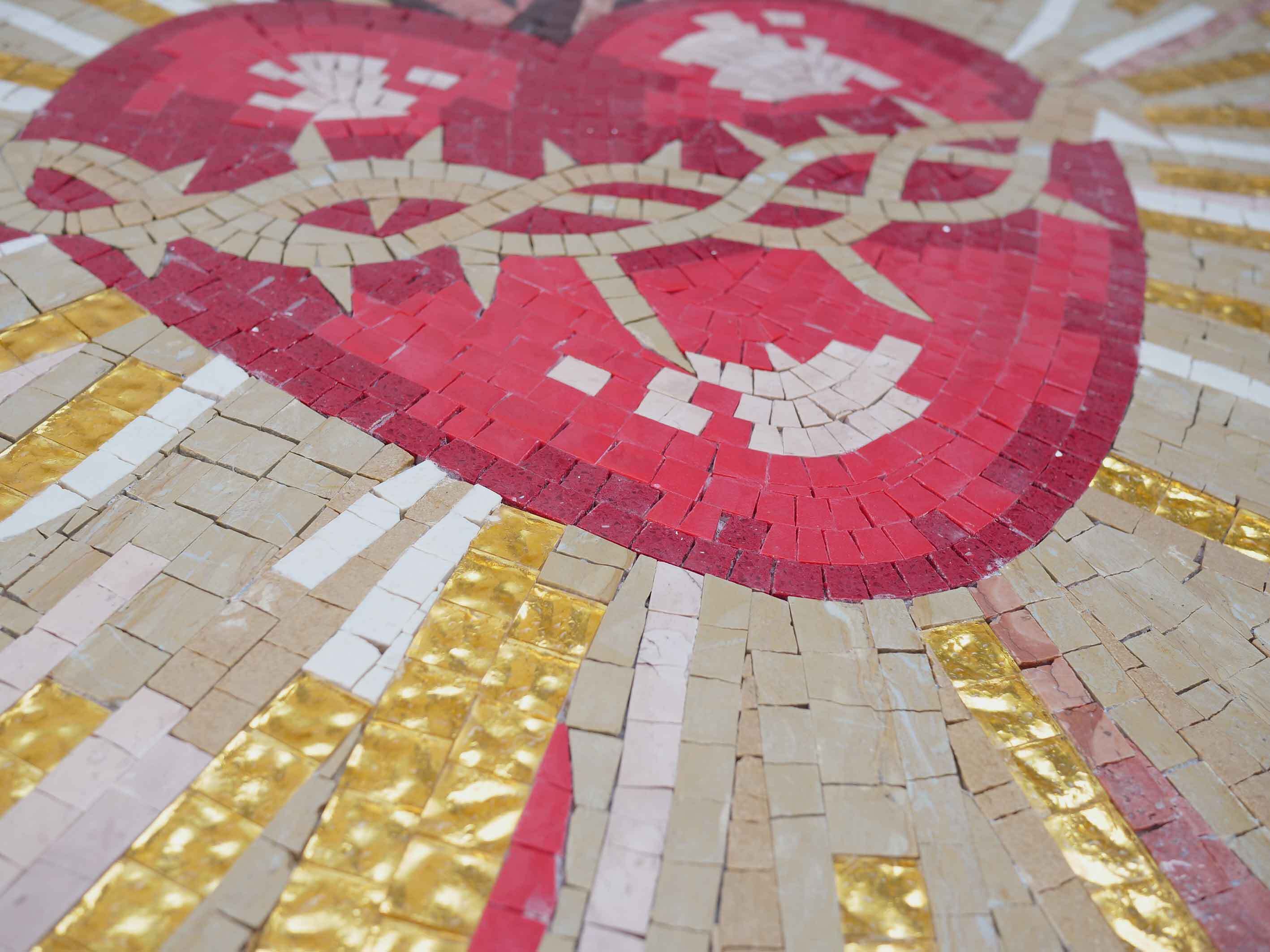 Sacred Heart Motif Christian Art - Interior Design Mosaic - Mesh Backing - Image 2