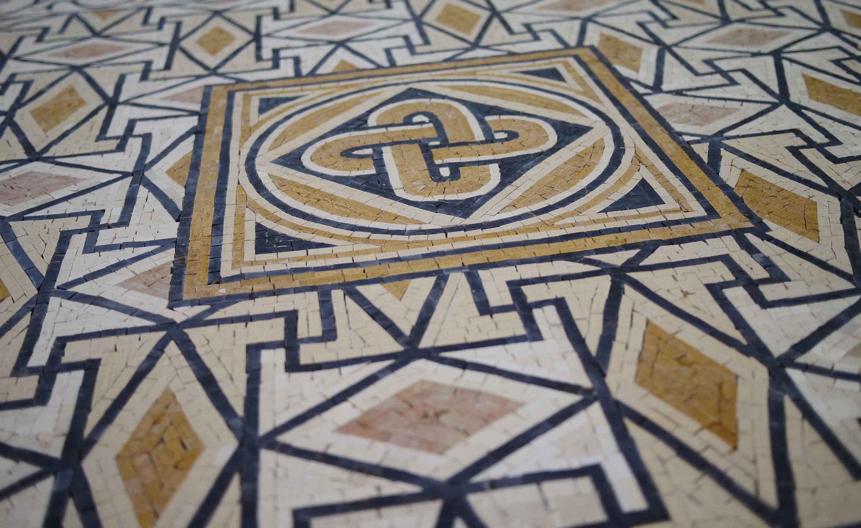 Mosaic Rug - Patterned Carpet - Image 2